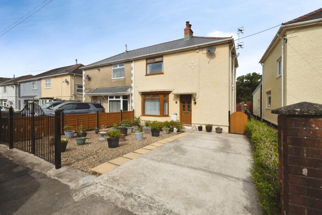 Main image of property: Pen Y Bont Terrace, Crynant, Neath, Neath Port Talbot, SA10