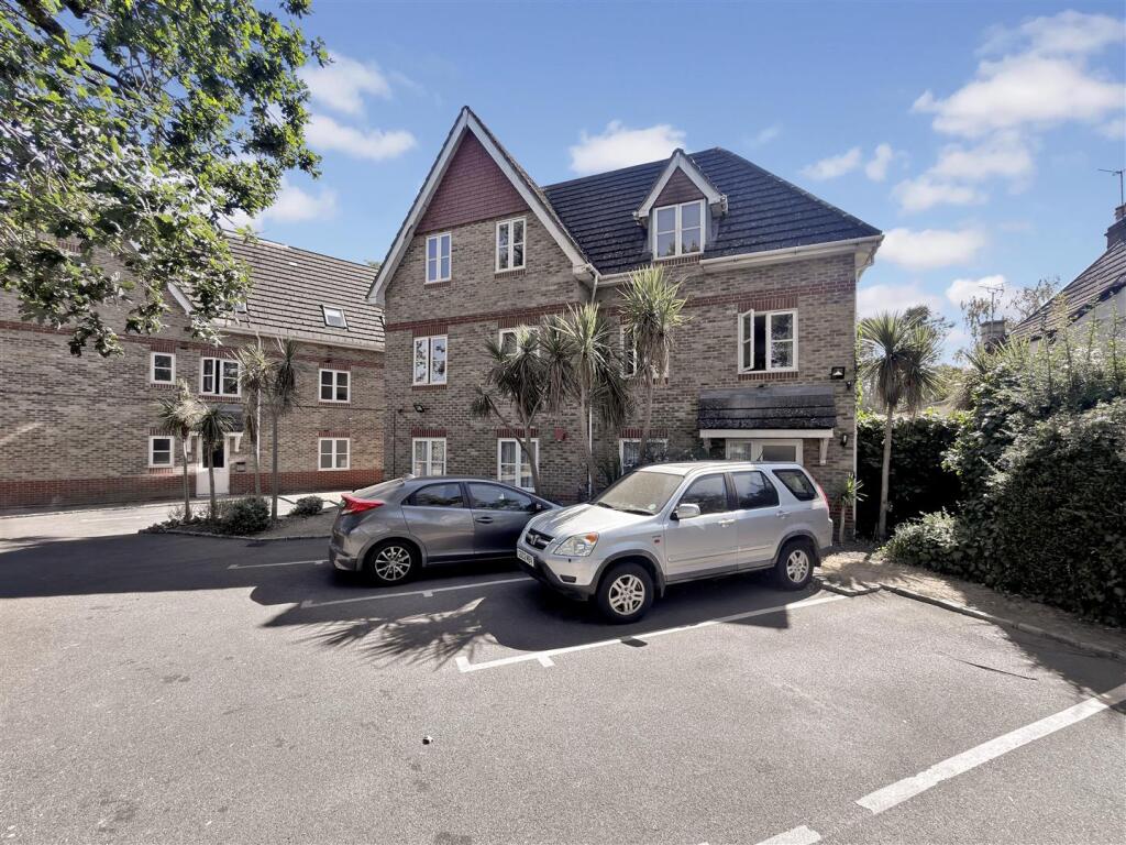 Main image of property: Oakdene Court, Hanworth Road, Hampton