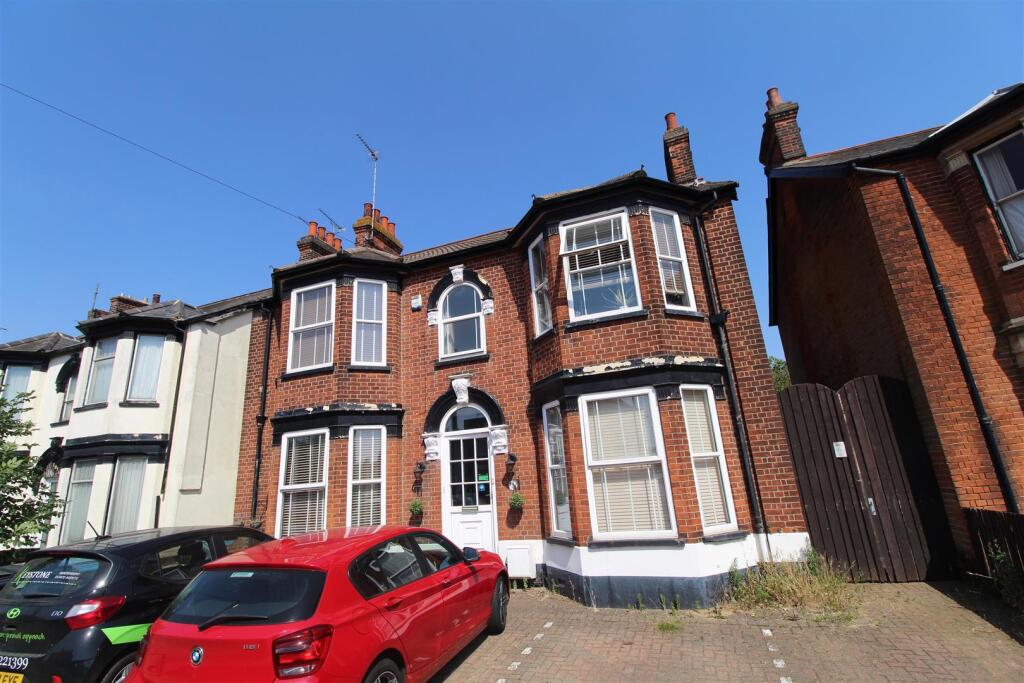 Main image of property: Hatfield Road, Ipswich