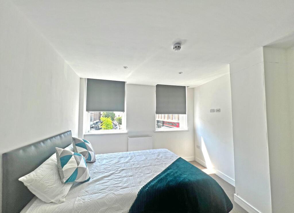 Main image of property: Room 11 Mill Street