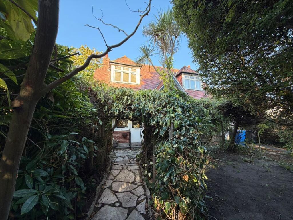 Main image of property: 36 Mayfield Avenue, Poole, Dorset, BH14 9NY