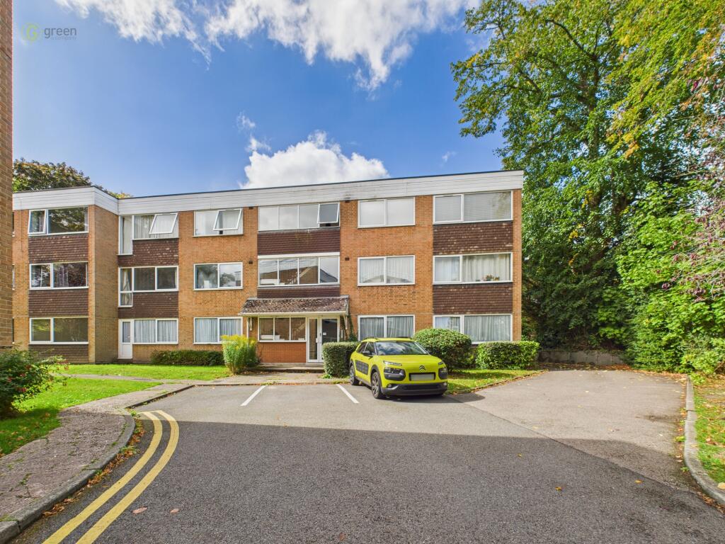 Main image of property: Kingston Court, Lichfield Road, Four Oaks, Sutton Coldfield, B74 2RT