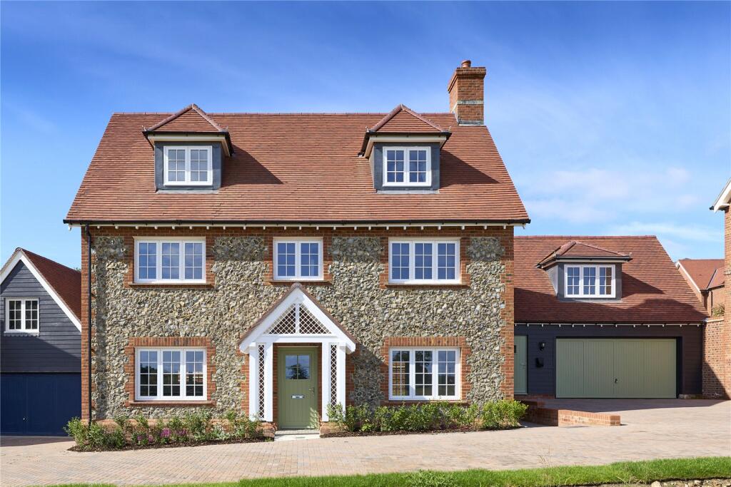 Main image of property: The Brooks, Clayhill Road, Burghfield Common, Reading, RG7