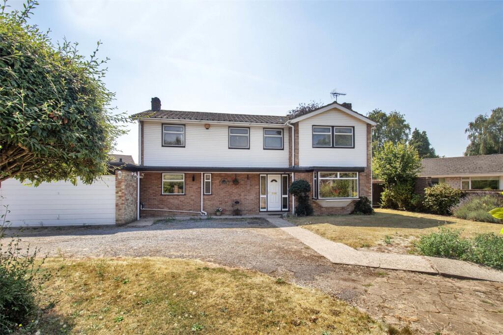 Main image of property: Racefield Close, Shorne, Kent, DA12