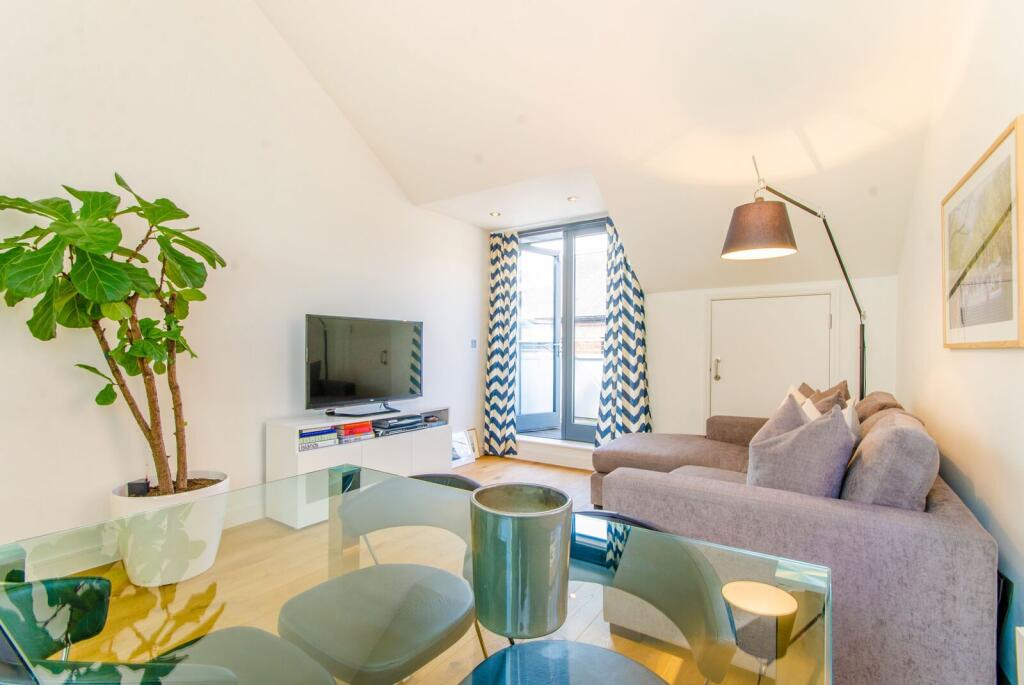 Main image of property: Elliotts Place, Islington, London, N1