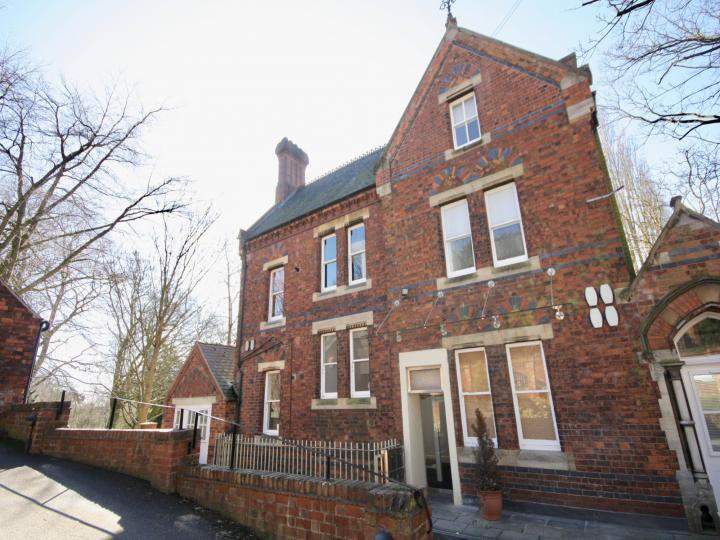 Main image of property: 14 Lindum Terrace, Lincoln, Lincolnshire, LN2