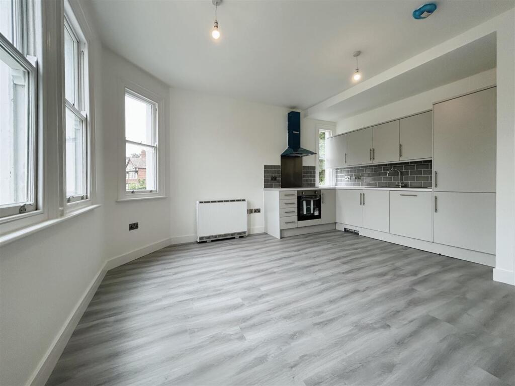 Main image of property: Binswood Street, Leamington Spa