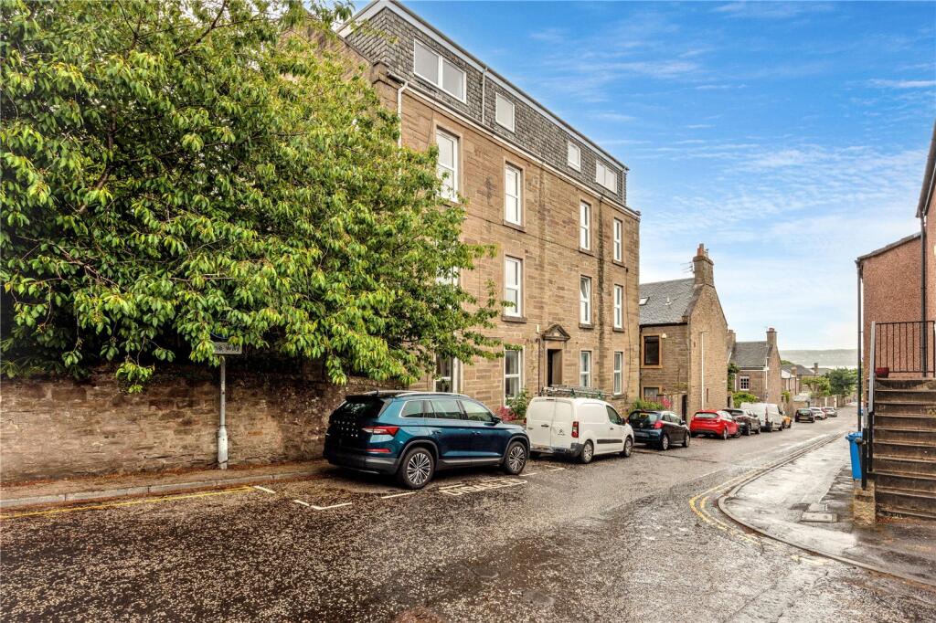 Main image of property: 8, Patons Lane, Dundee, Angus, DD2