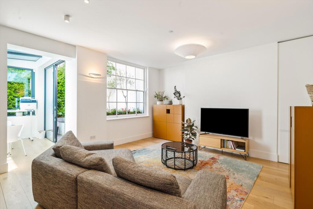 Main image of property: Ennismore Gardens, London SW7