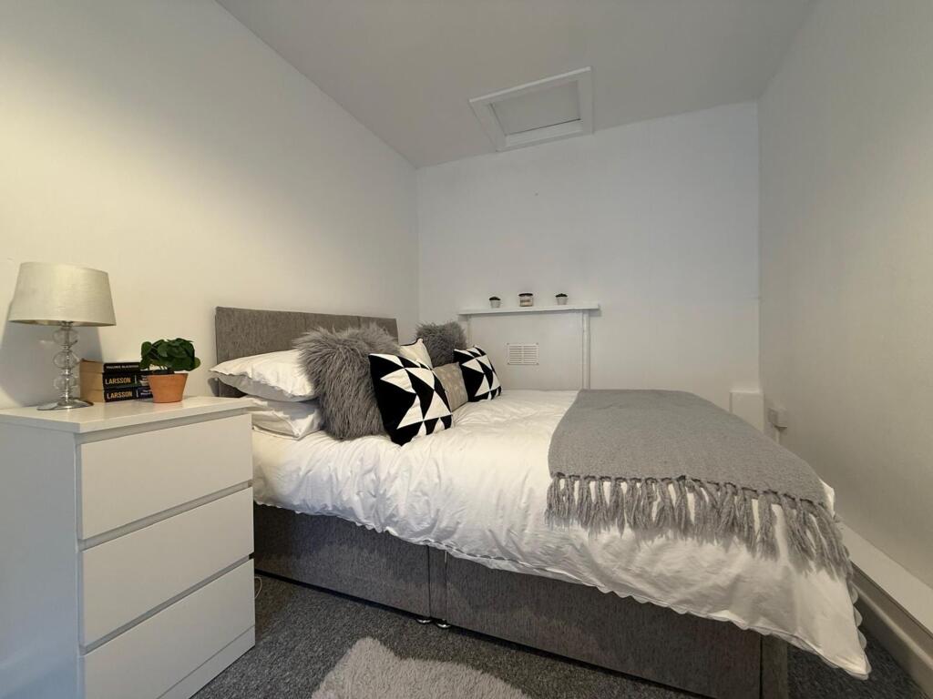 Main image of property: 31A Westgate Street, Gloucester, GL1