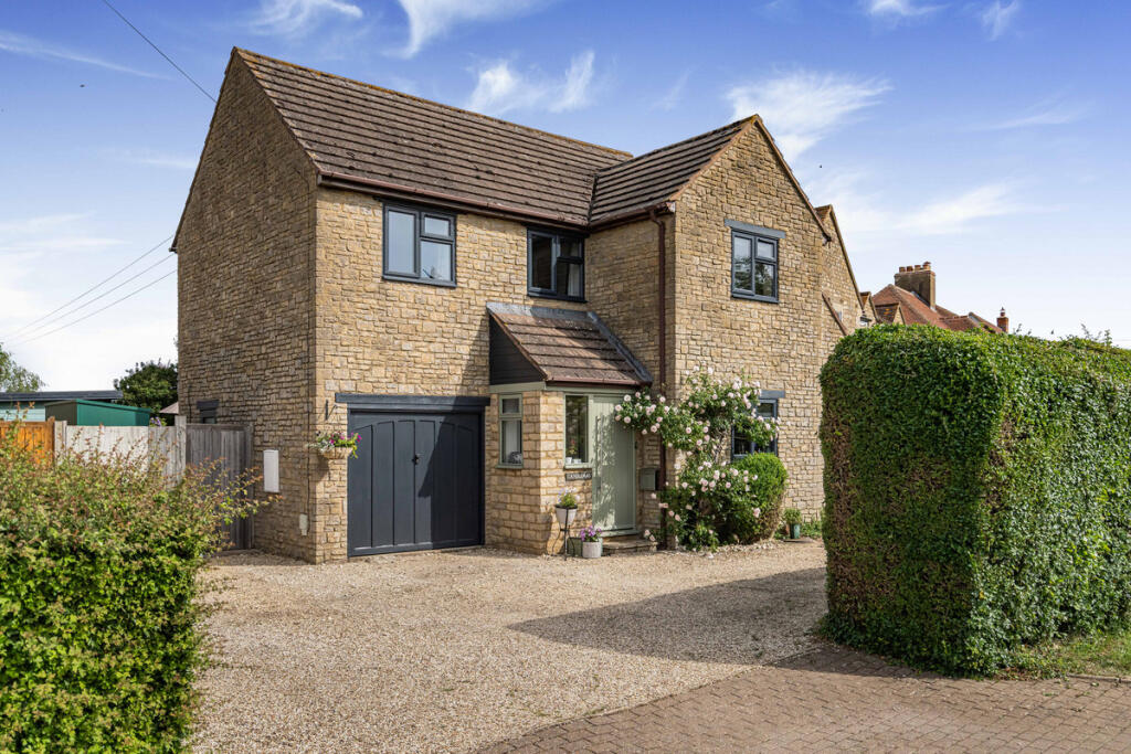 Main image of property: Bicester Road, Stratton Audley, OX27