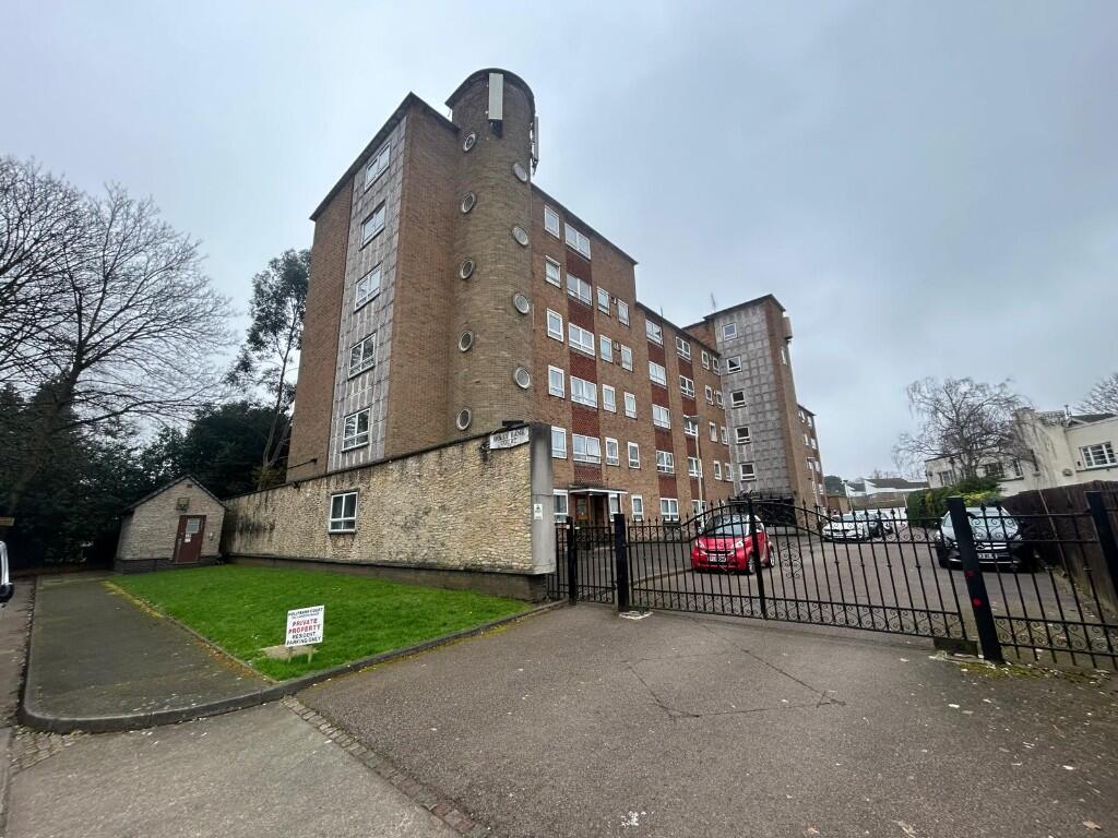 Main image of property: Hollybank Court, London Road, Leicester, LE2