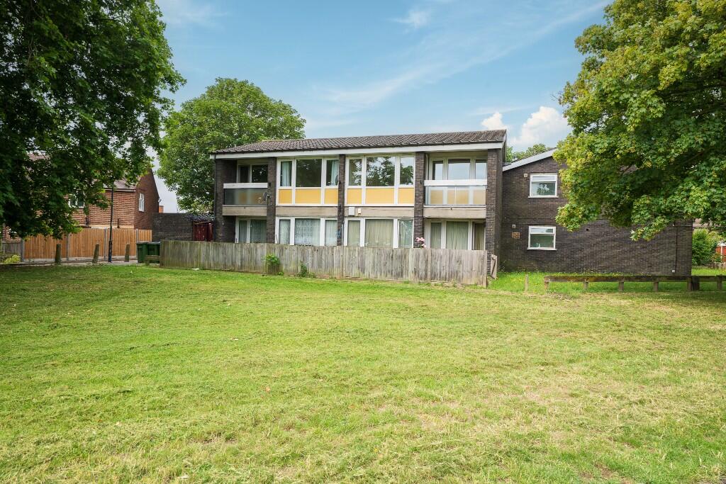 Main image of property: Heathfield Terrace, London, SE18