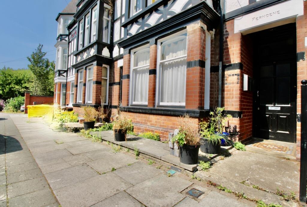 Main image of property: Flat 3 77, Stretton Road, LEICESTER