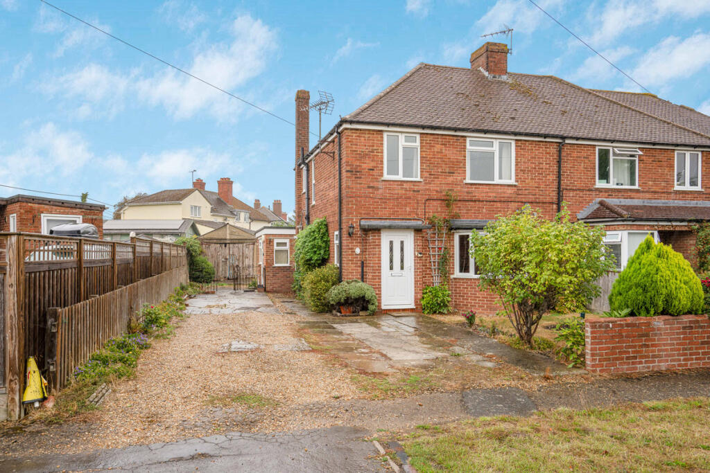 Main image of property: Sands Road, South Moreton, OX11