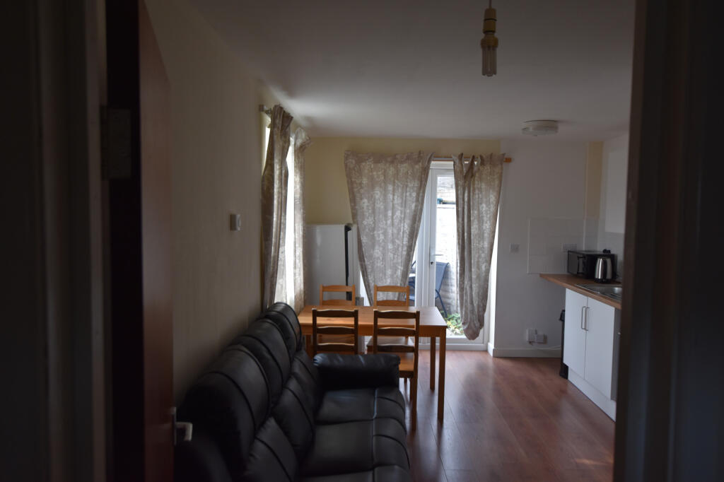 Main image of property: Spencer Crescent,  Oxford, OX4