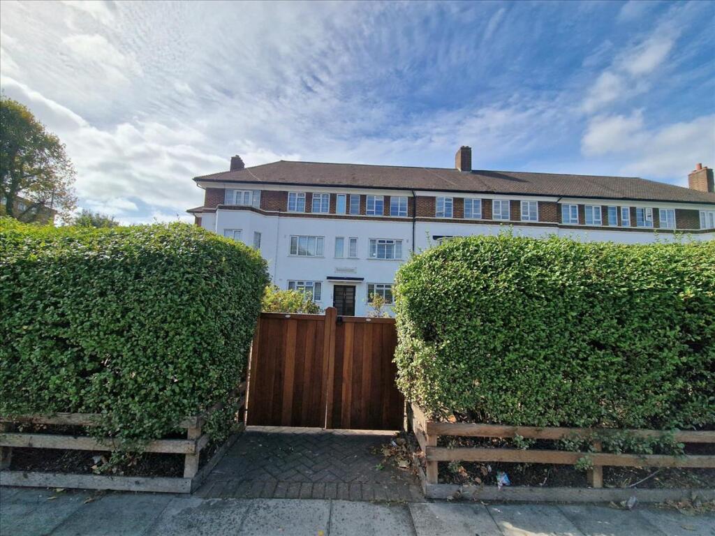 Main image of property: Allerford Court, Bromley Road, London, SE6