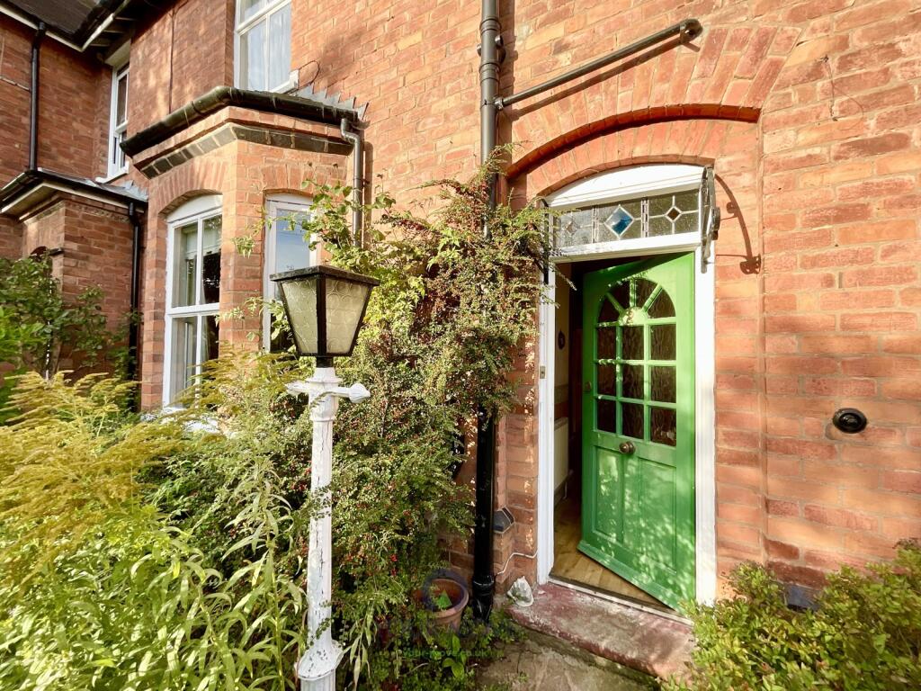 Main image of property: South Crescent, Bromsgrove, Worcestershire, B60