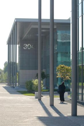 304 Bridgewater Place side shot.jpg