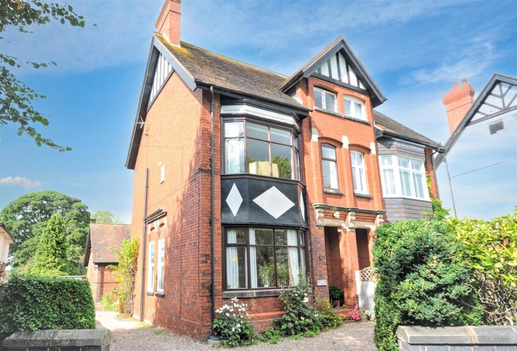Main image of property: The Rowans, 142 Oulton Road, Stone