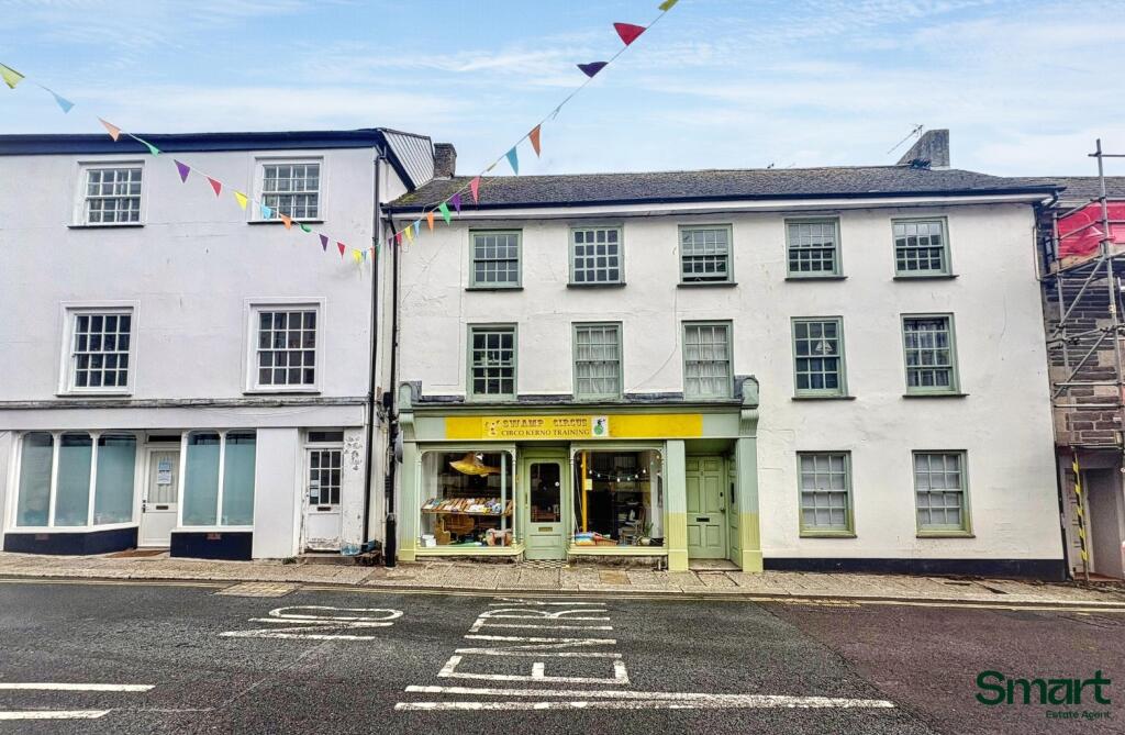 Main image of property: Lower Market Street, Penryn, Cornwall, TR10 8BG