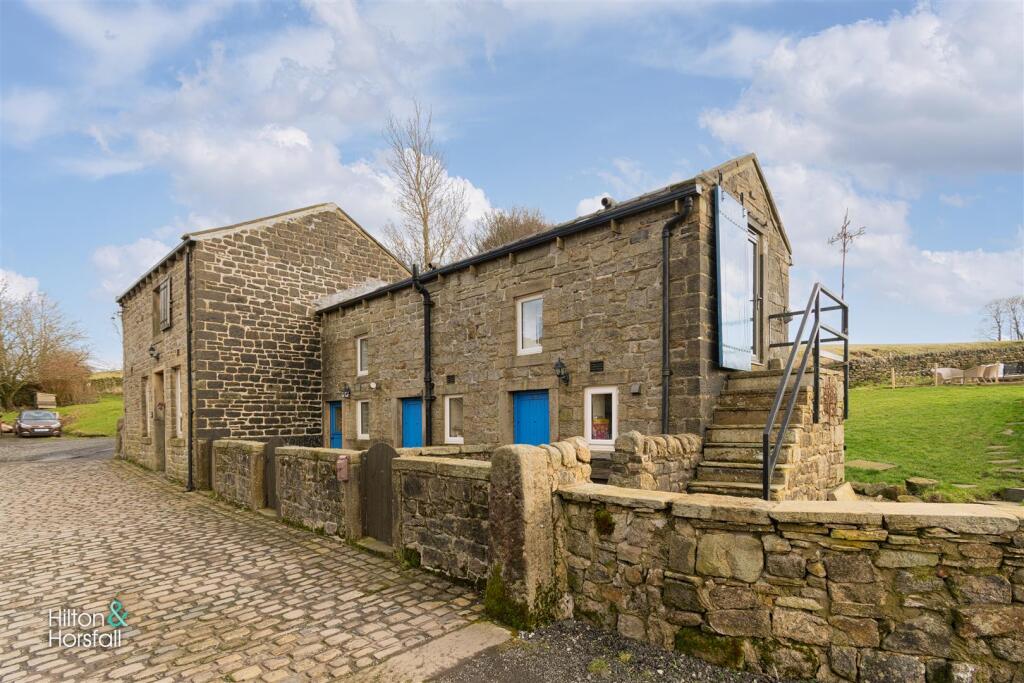 Main image of property: Stable Cottage, Hollin Hall, Trawden, Colne