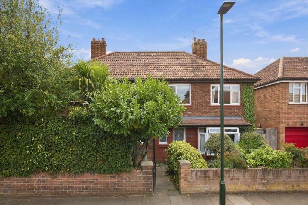 Main image of property: Murray Road, Ham