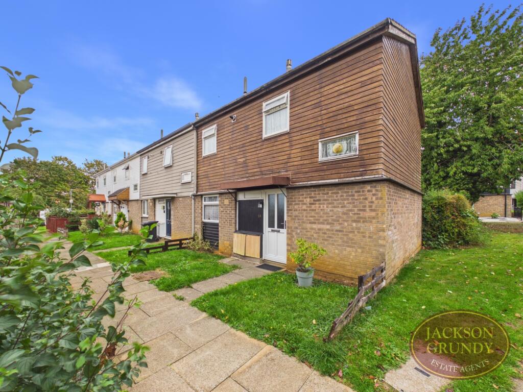 Main image of property: Waterpump Court, Thorplands, NN3 8US