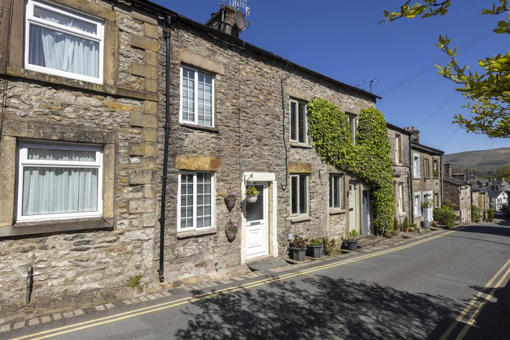 Main image of property: 29 Mitchelgate, Kirkby Lonsdale