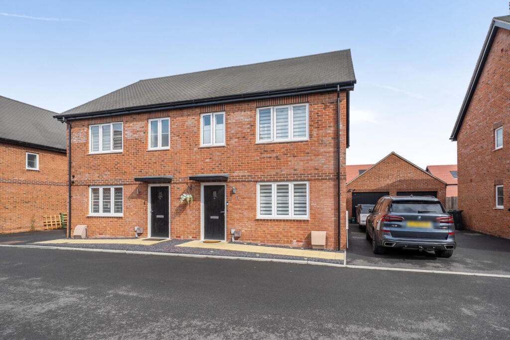 Main image of property: Quonset Avenue, Basingstoke RG23 7PE