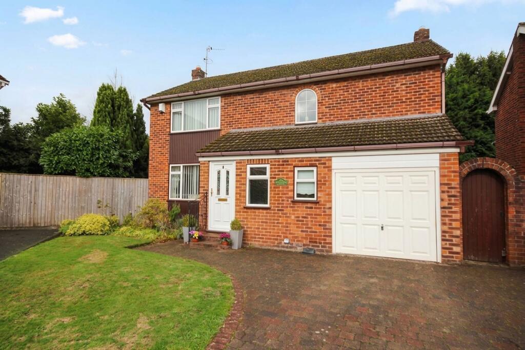 Main image of property: Farndon Close, Cuddington, CW8
