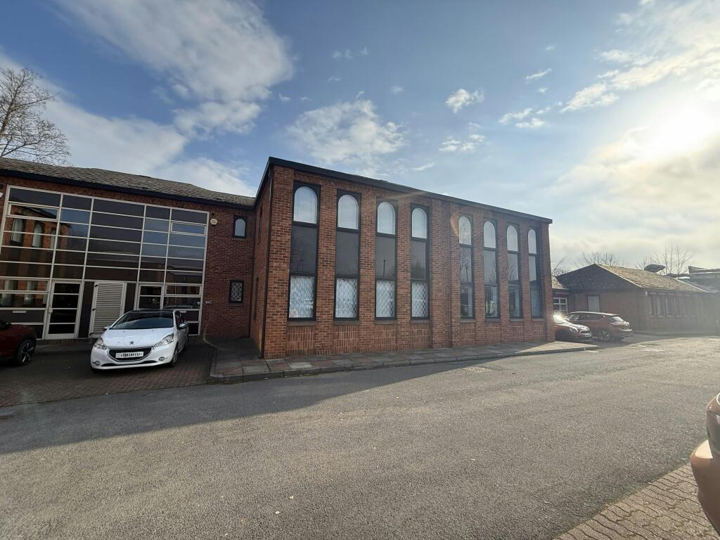 Main image of property: 3 Carlton Court, Fifth Avenue, Team Valley, Gateshead, NE11 0AZ