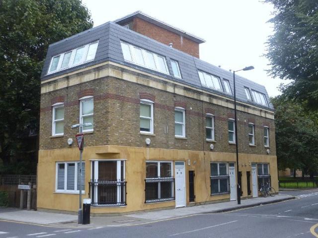 Main image of property: Gosset Street, London, E2