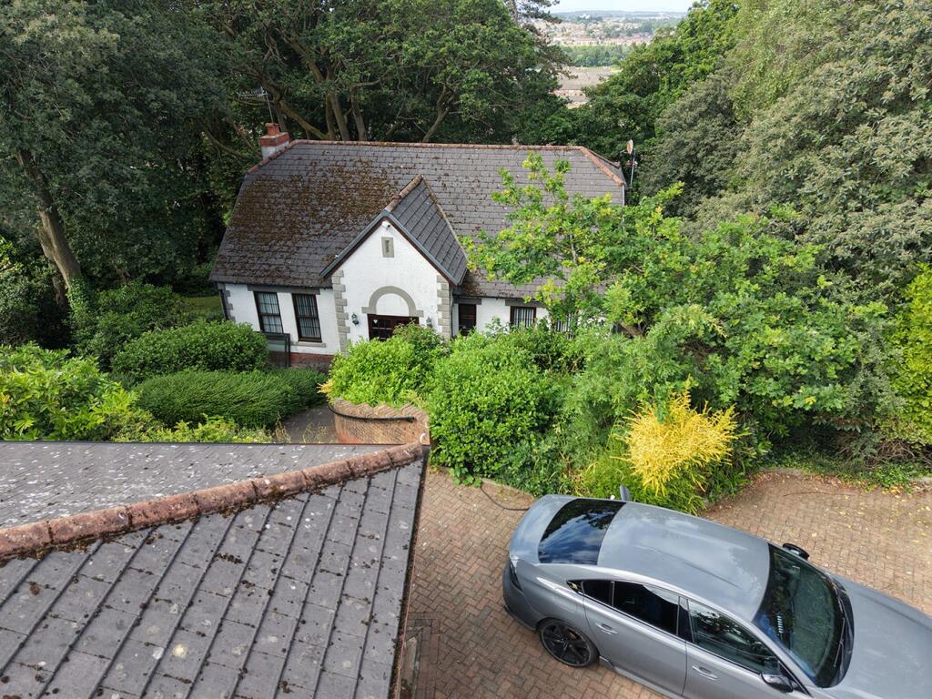 Main image of property: Chenotrie Gardens, Prenton, CH43