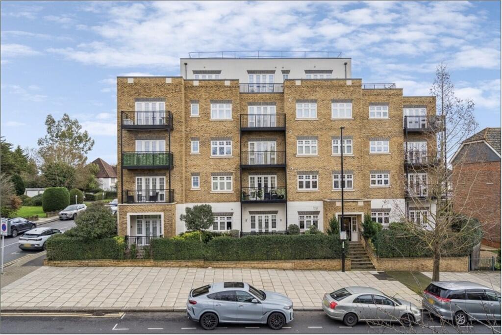 Main image of property: HILLGROVE HOUSE, 186A HIGH STREET, EDGWARE HA8