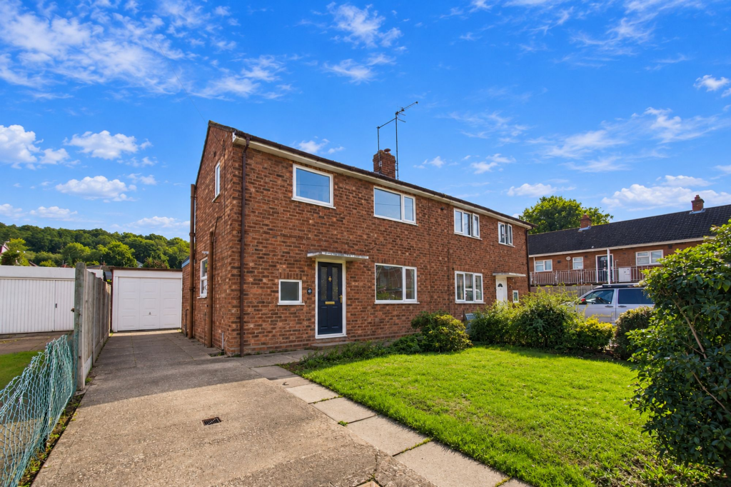 Main image of property: St. Catherines Vale, Worcester, WR5