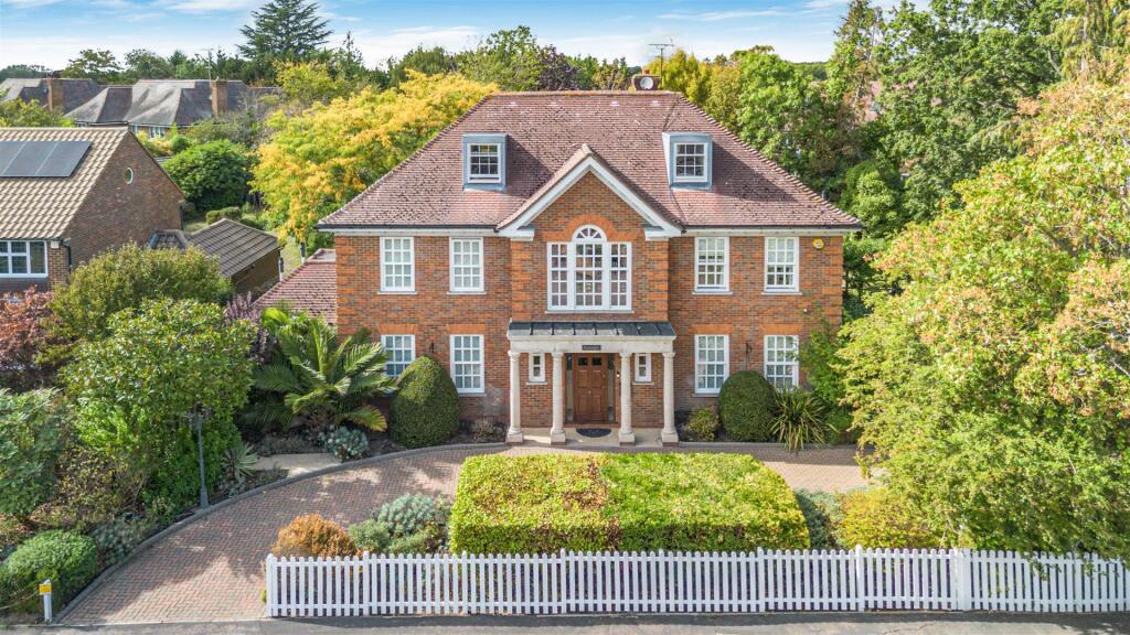 Main image of property: Gills Hill Lane, Radlett