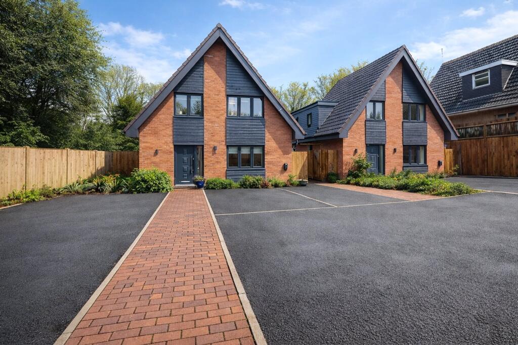 Main image of property: Compton Road West, Wolverhampton, West Midlands, WV3