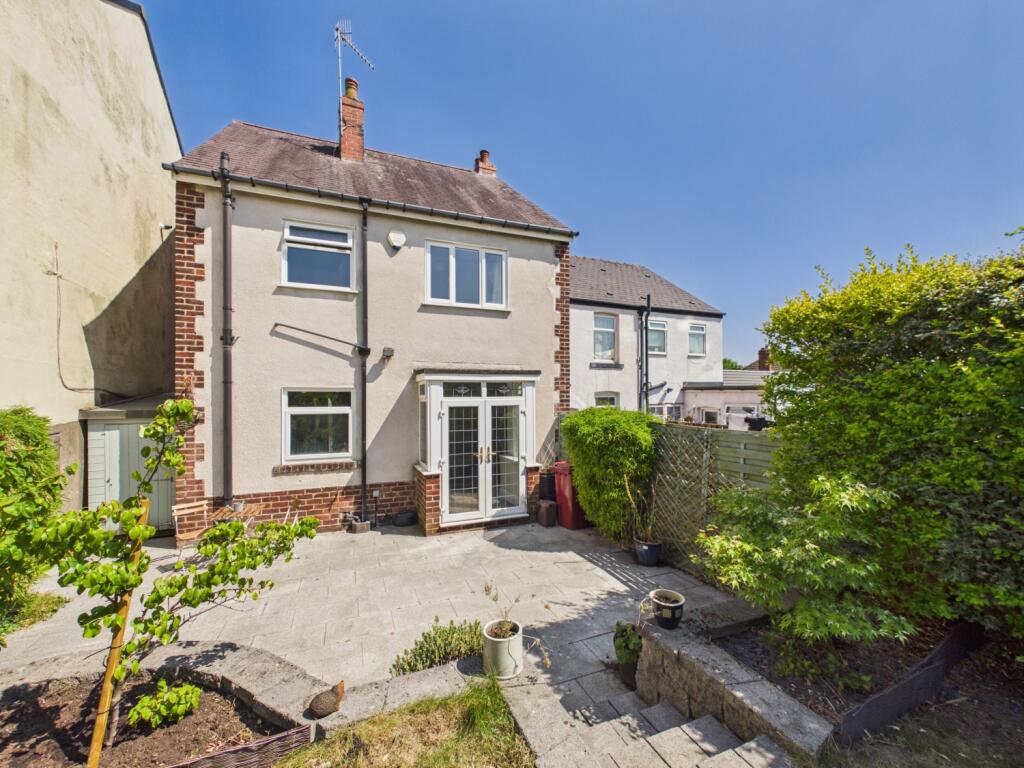 Main image of property: Green Lane, Dronfield, Derbyshire, S18