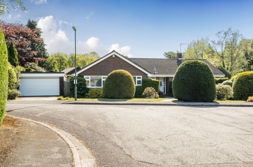 Main image of property: Hindhead, Surrey, GU26