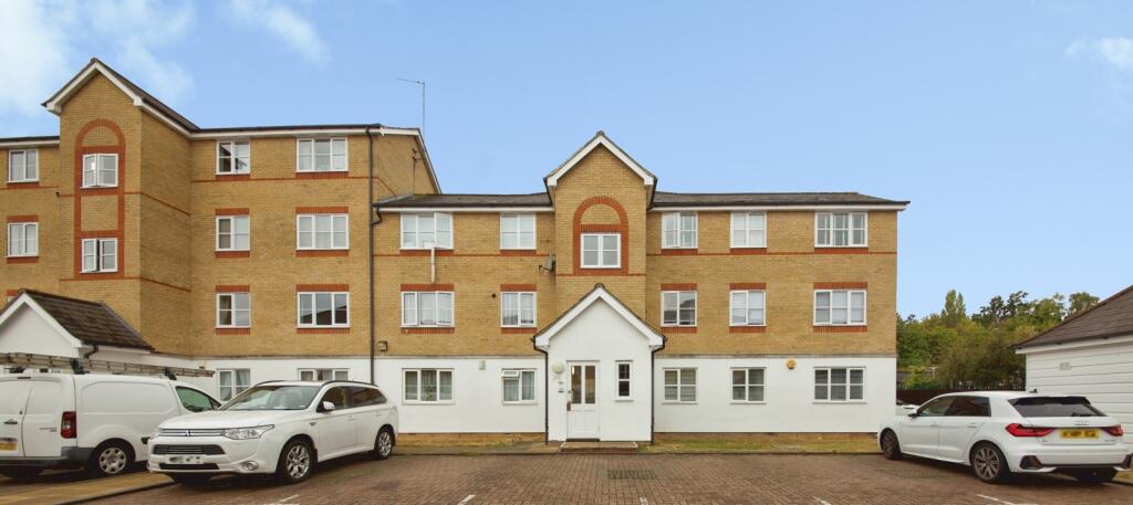 Main image of property: Clarence Close, Barnet, EN4