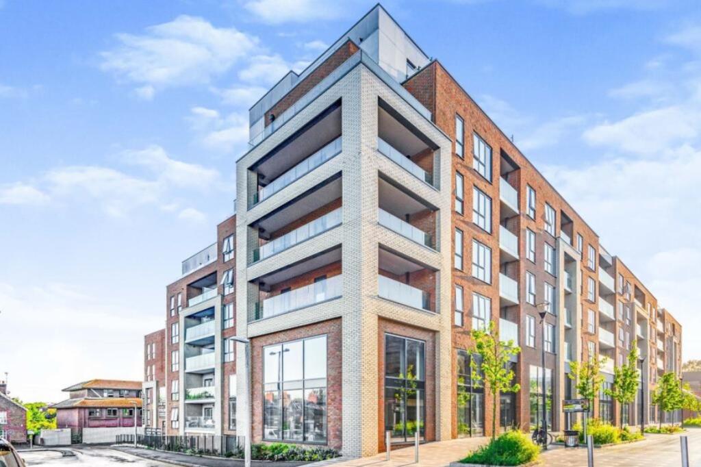 Main image of property: Elizabeth Place, Queens Road, East Grinstead, West Sussex