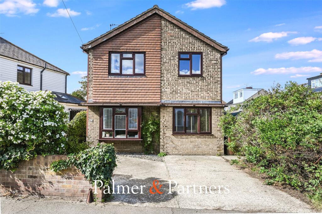 Main image of property: Moulsham Drive, Old Moulsham, Chelmsford, Essex, CM2