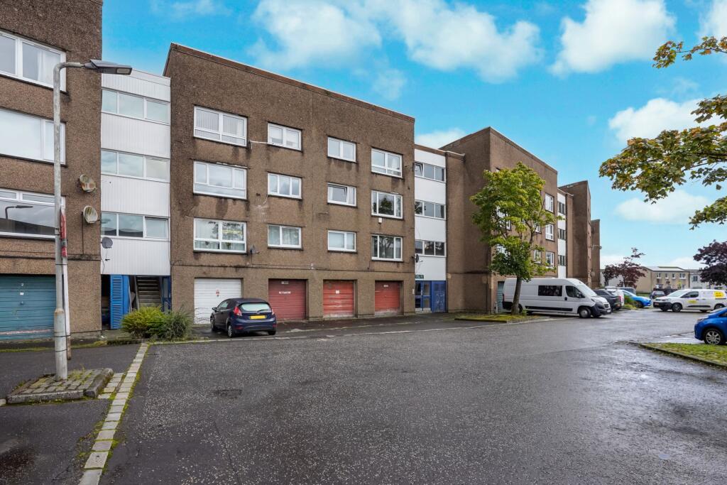 Main image of property: 118 Melrose Road, Cumbernauld, Glasgow