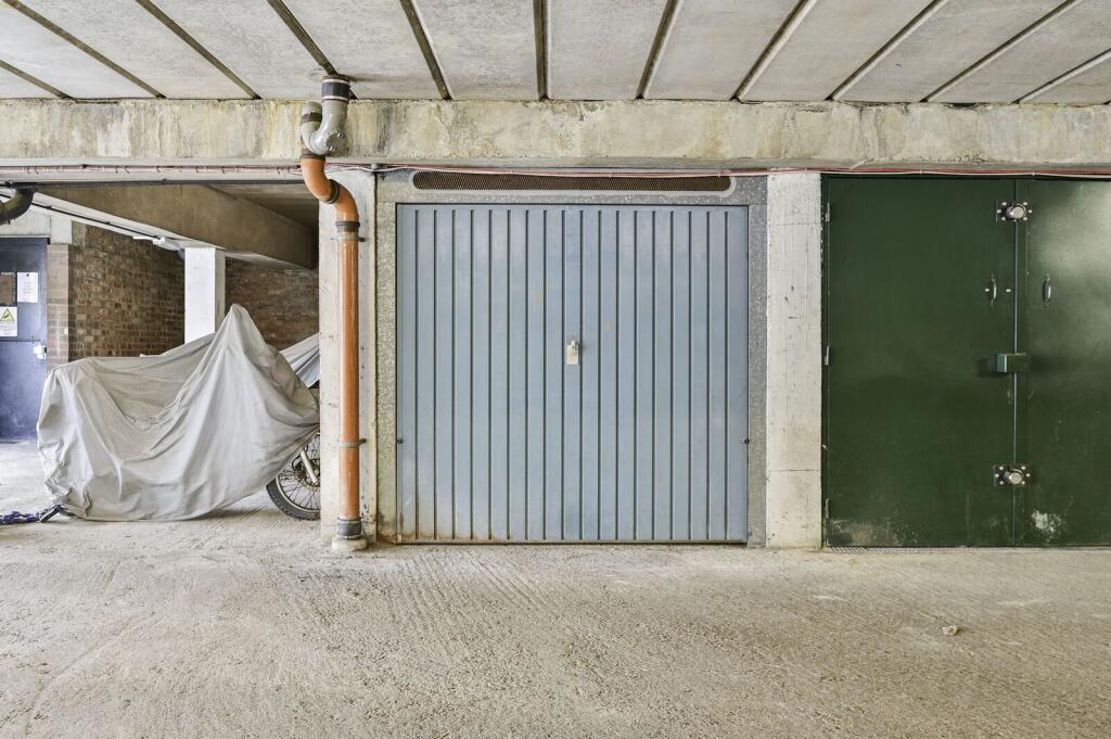 Main image of property: Wincott Street, Elephant and Castle, London, SE11
