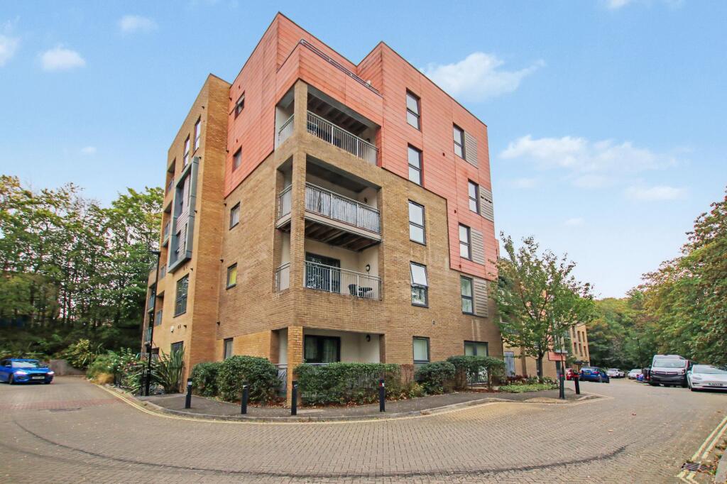 Main image of property: Mansfield Park Street, Southampton, SO18