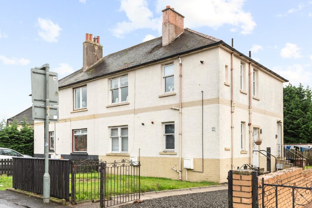 Main image of property: 422 Main Street, Stenhousemuir, Larbert, Falkirk, FK5 3JS