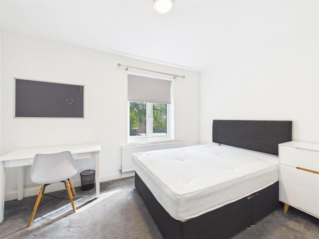 Main image of property: Lower Road, Beeston, Nottingham, Nottinghamshire, NG9