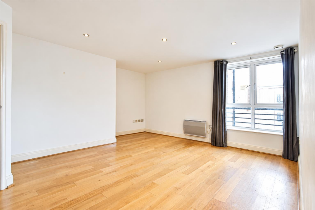 Main image of property: High Street, Brentford