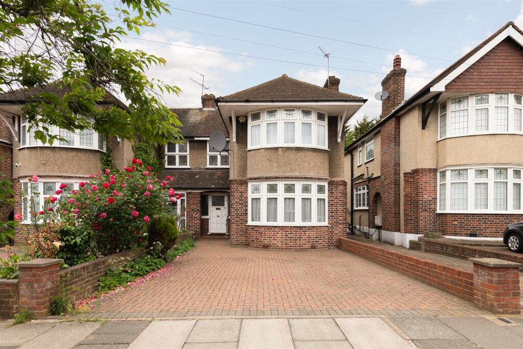 Main image of property: Exeter Road, London, N14